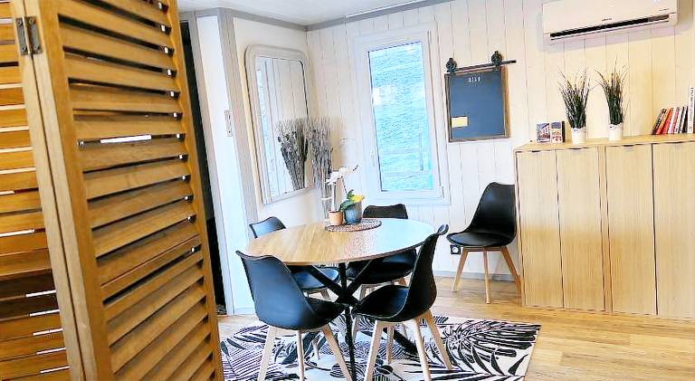 Fully equipped chalet with hot tub, terrace & grill | Good for workation | Pets allowed — photo 5