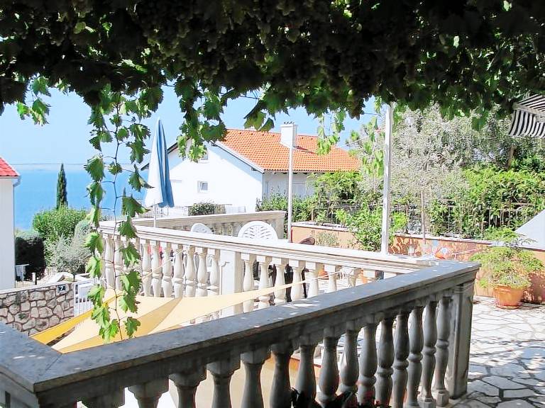 Apartma Tribaljsko jezero