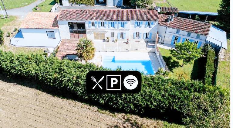 Bed and breakfast  Chaniers