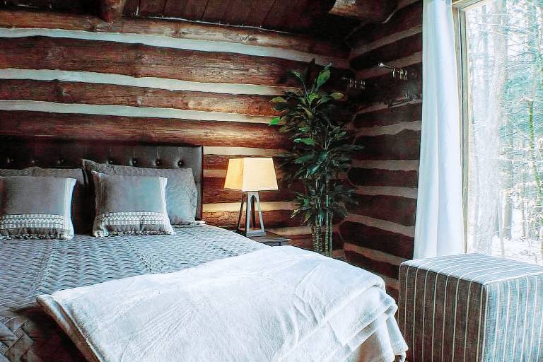 Cabin Cleveland