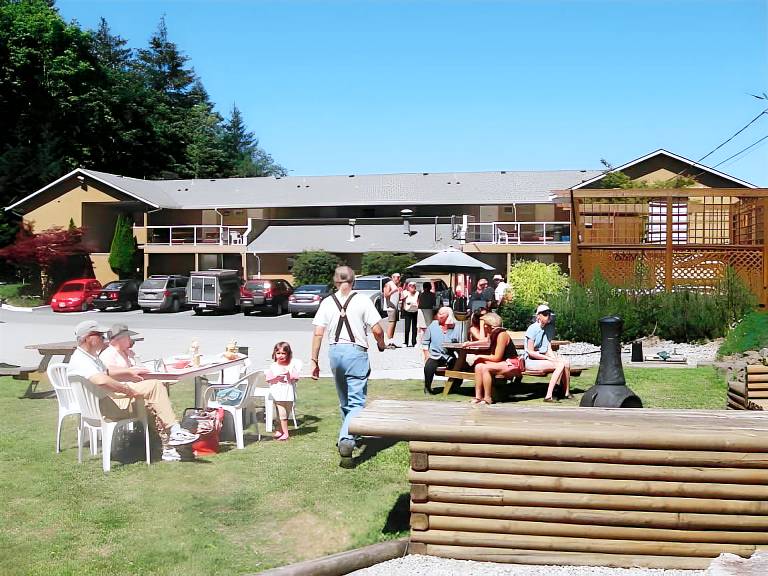 Resort Cortes Island