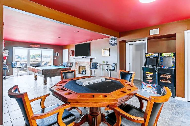 House Utica
