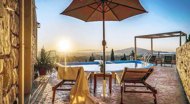 Fully equipped villa with patio, garden & BBQ | Pet-friendly in Zakynthos