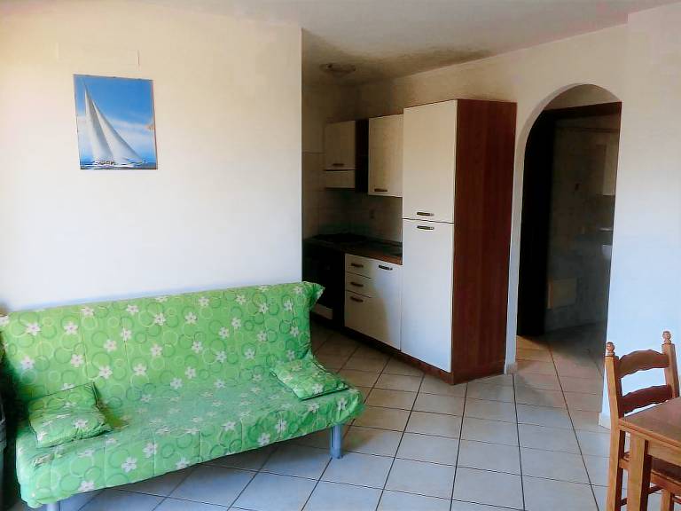 Rental apartment with terrace, barbecue & garden — photo 4