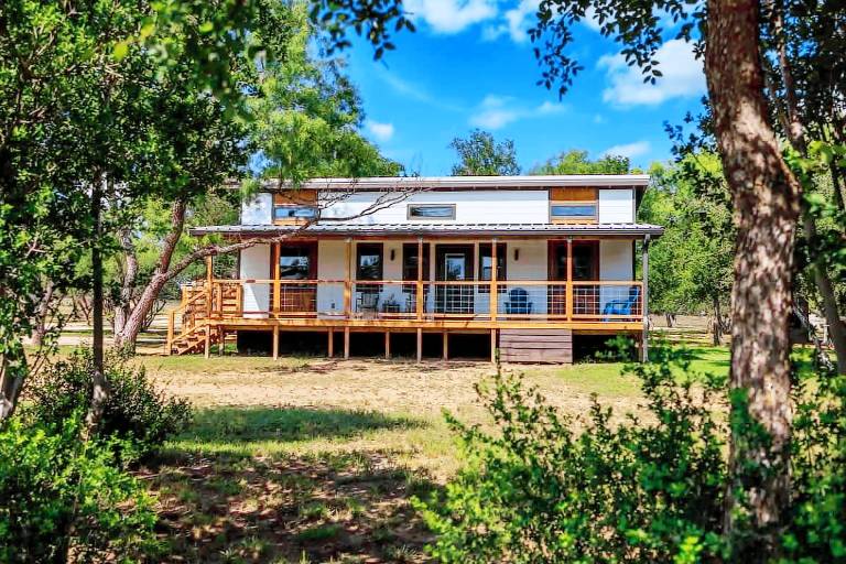 Mimosa Waterfront with Hot Tub in Fredericksburg, TX