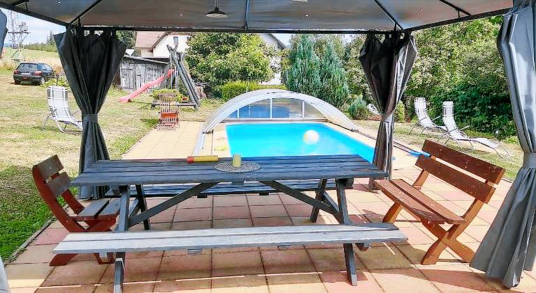 Holiday apartment with yard, patio & private pool — photo 2