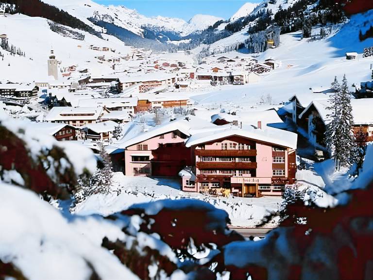 Hotel Lech & Residenz Chesa Rosa in Lech am Arlberg