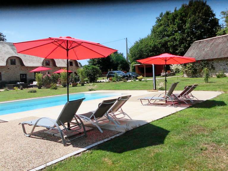 Gite with garden & pool — photo 2