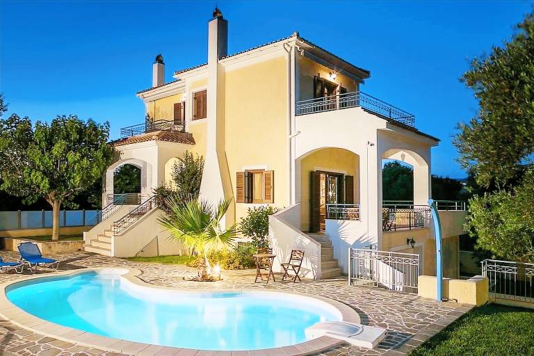 Villa  Metaxata