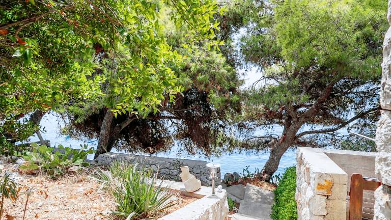 Fully equipped villa with patio, barbecue & yard | Pet-friendly — photo 5