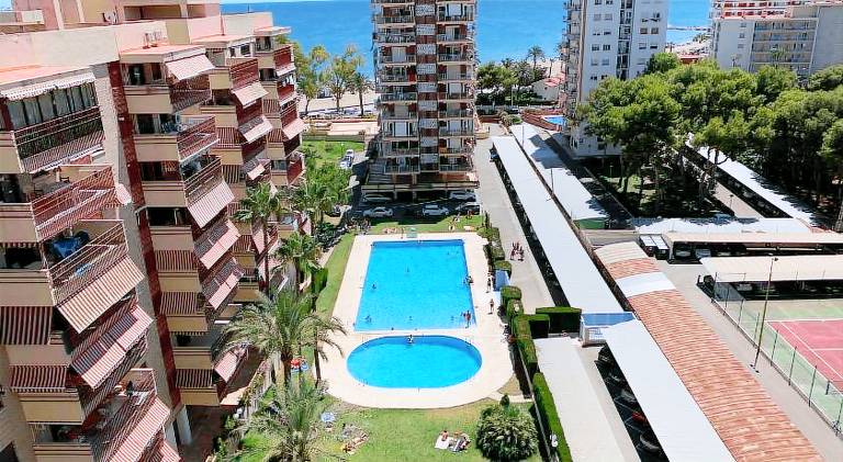 Holiday apartment with pool — photo 3