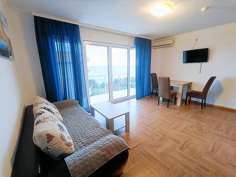 Apartma  Bar