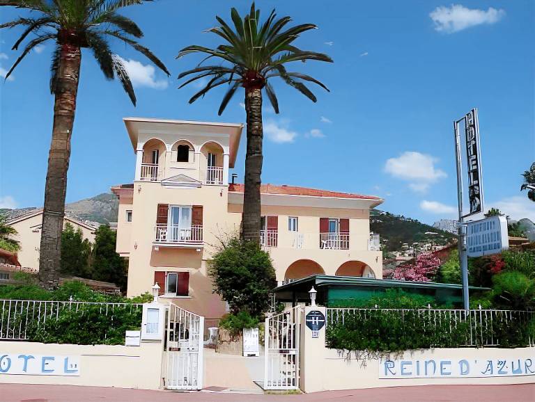 Hotel et Appartements Reine D'Azur in Menton