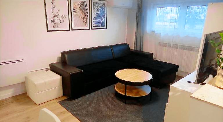 Rental apartment with 1 room for 5 persons in Zagreb