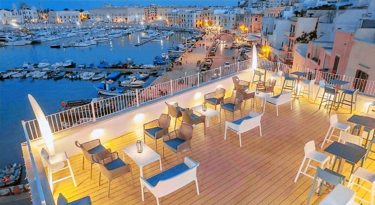LA BANCHINA LUXURY SUITES in Andria
