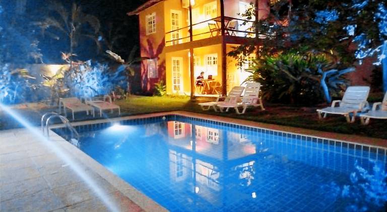 Beautiful vacation home with pool | Next to the beach | Pet-friendly in Porto Seguro
