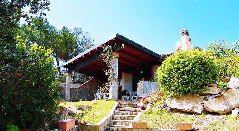 Beautiful villa with terrace, garden & grill | Pets are welcome — photo 3