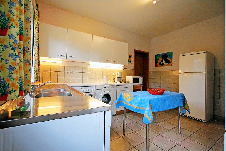 Children-friendly pleasant house with yard, barbecue & patio | Nature view | Pets allowed — photo 4