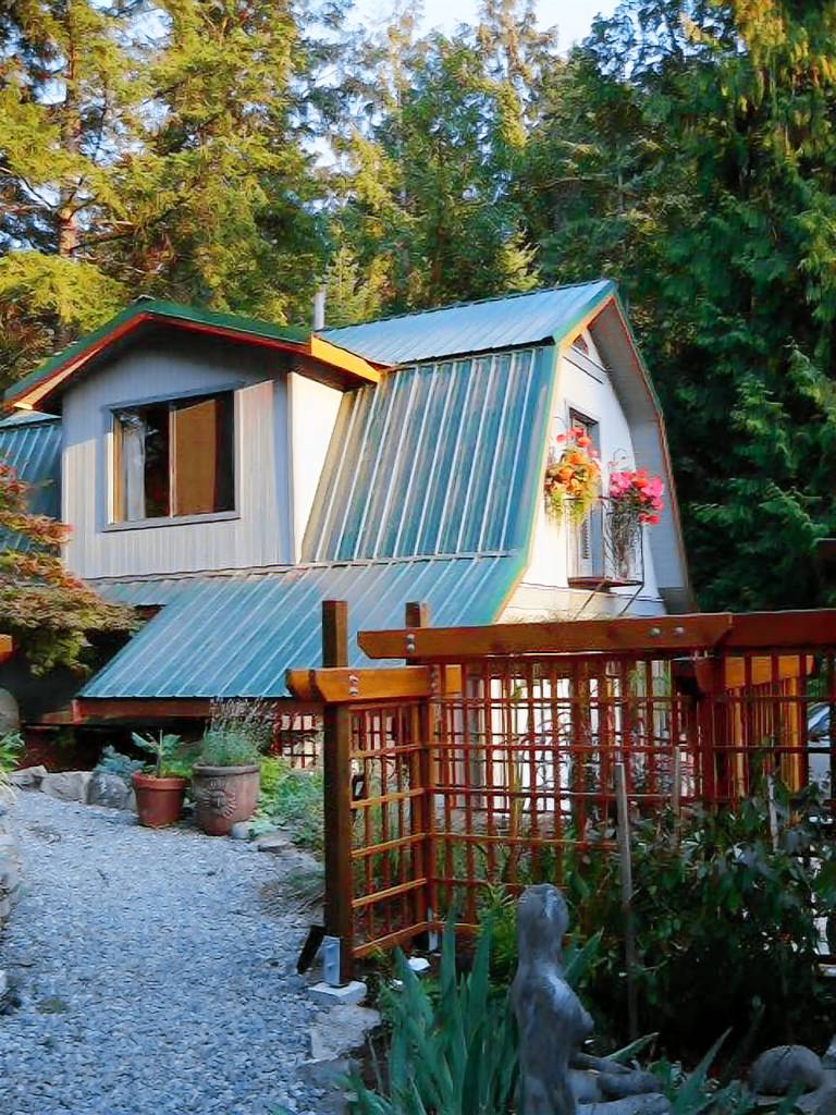 Bed and breakfast  Fernwood
