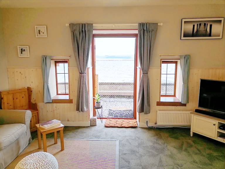 Children-friendly cottage with garden | Water view | Pets allowed — photo 2