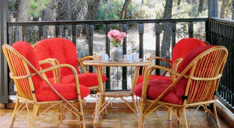 Pleasant villa with yard, barbecue & patio | Beach nearby | Suitable for remote work | Dogs allowed — photo 3