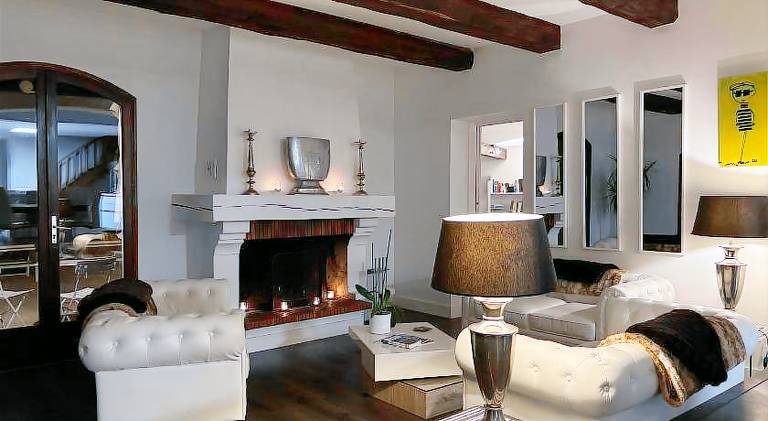 Villa-Monti Luxury Villa with Private Pool, Fully Air Conditioned Bedrooms, 5 Star Superhosts! — photo 2