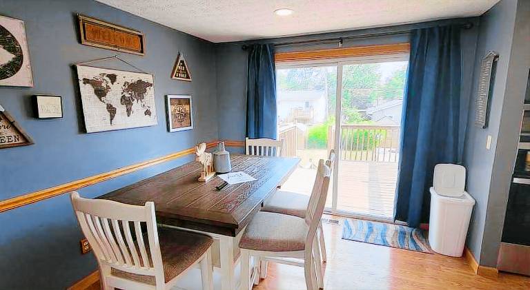 Vacation home with pool — photo 3