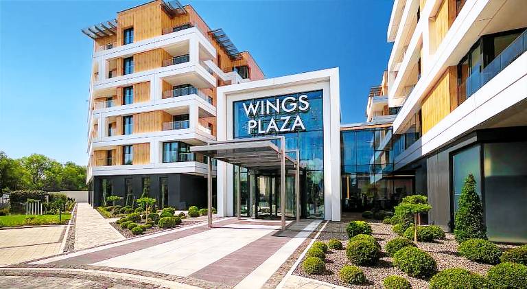 Wings Plaza — photo 5