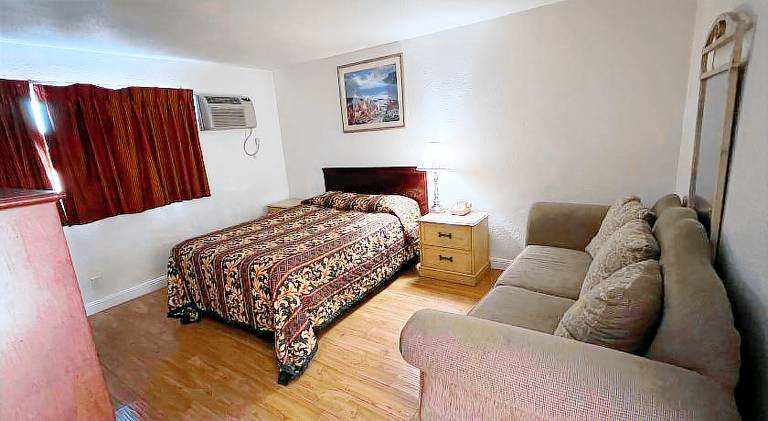 Sherwood Motel — photo 2