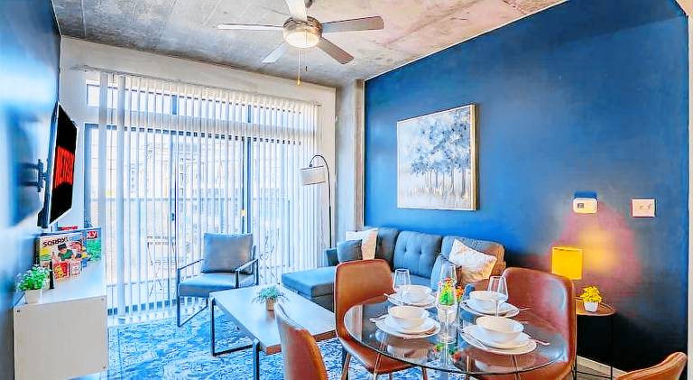 Apartment with 2 rooms for 8 persons in Phoenix, AZ