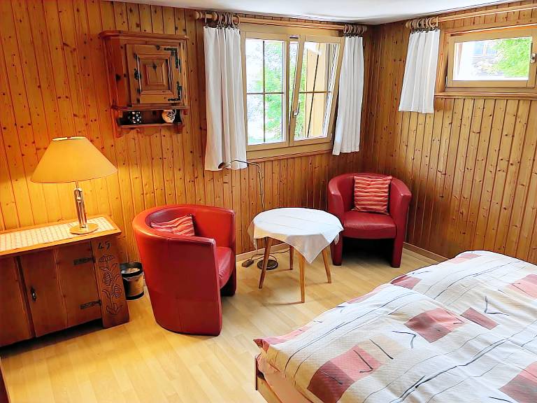 Ferienwohnung mit Hund in Adelboden für max. 2 Personen Ferienwohnung mit Hund in Adelboden für max. 2 Personen