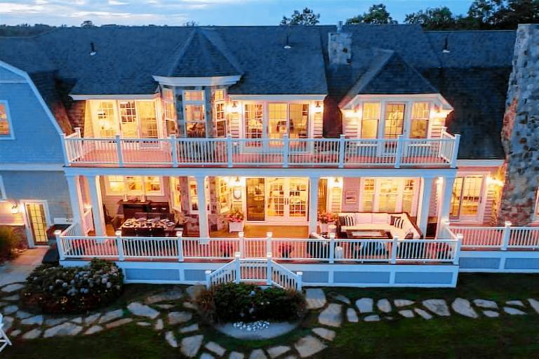 House Mattapoisett Center