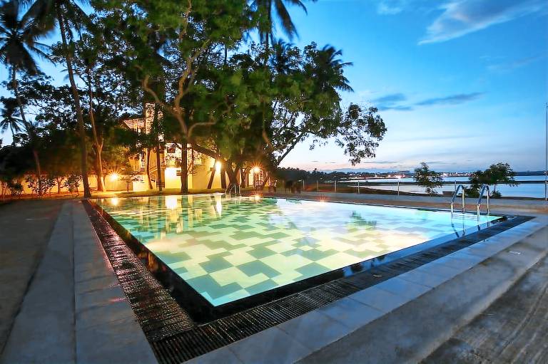 Jade Green Hotel Hambantota