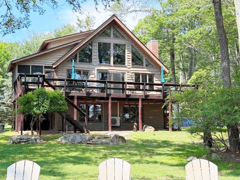 House Pocono Springs