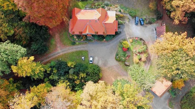 House with barbeque, yard & terrace | Garden view — photo 4