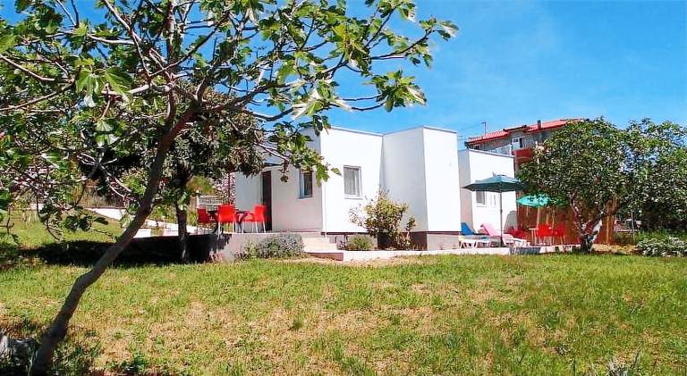 Apartment with 1 room for 4 persons in Split