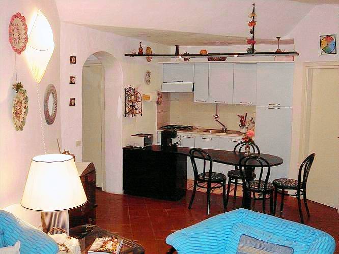 Children-friendly beautiful villa with patio, pool & yard | Pets allowed — photo 4