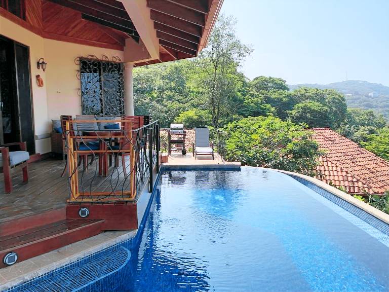 Villa  Playa Hermosa