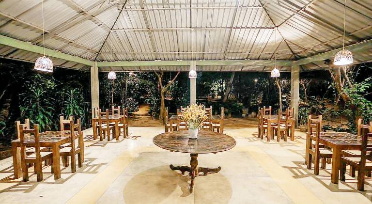 House with barbeque, pool & yard — photo 4