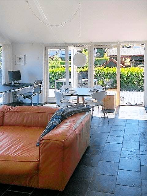 Vacation home with yard, patio & barbeque | Sea view | Suitable for remote work — photo 3