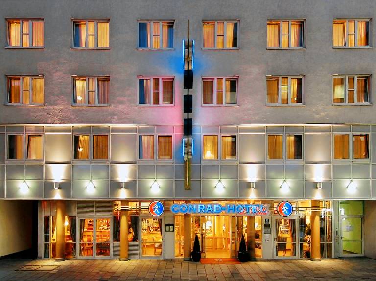 CONRAD-HOTEL de Ville MÜNCHEN in Munich