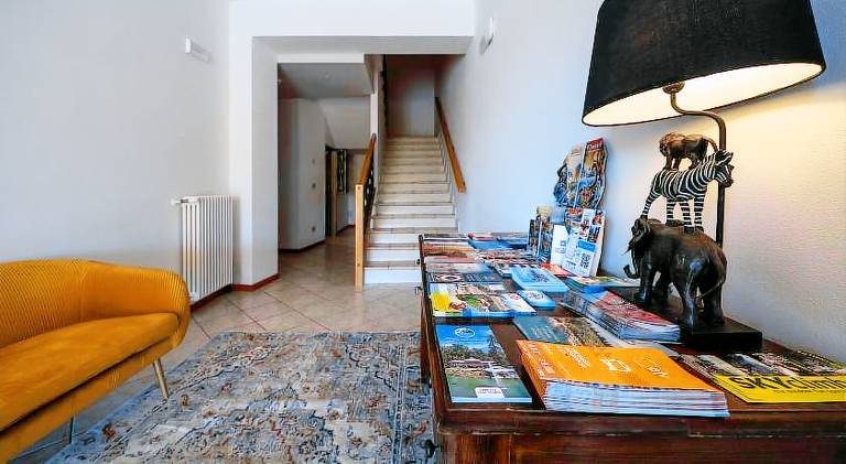 Spacious serviced apartment | Pets are welcome — photo 4
