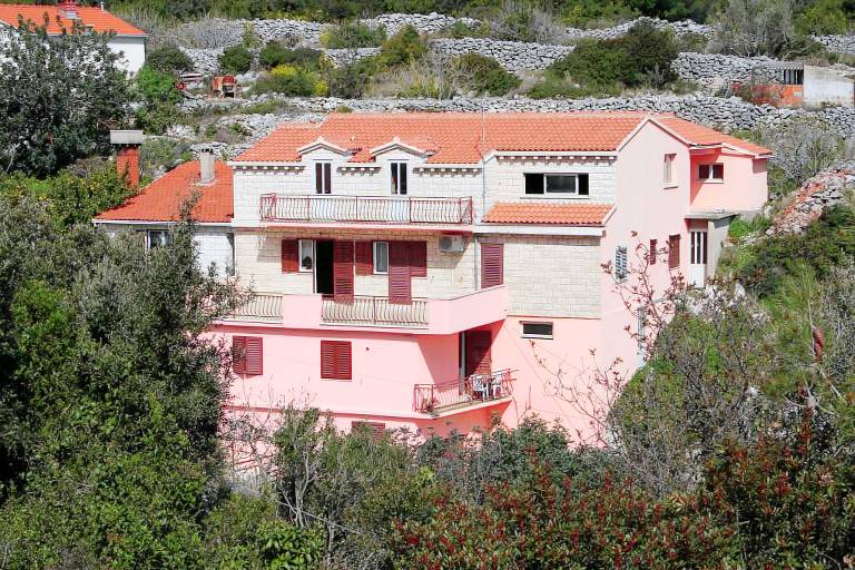 Apartman  Račišće
