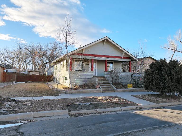 House  Laramie