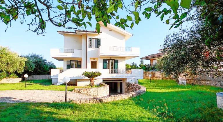 Villa | Close to the beach | Pet-friendly — photo 4