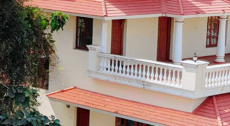 Bed and breakfast  Bejai