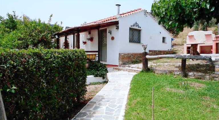 Vacation home with grill, patio & garden in Skiathos