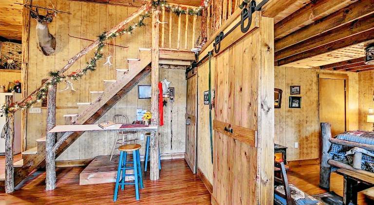 House | Suitable for remote work | Pets allowed — photo 4