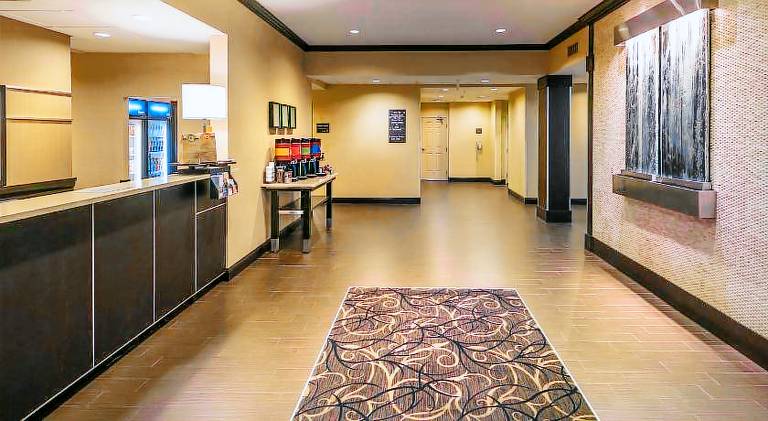 Hampton Inn & Suites Reno — photo 5
