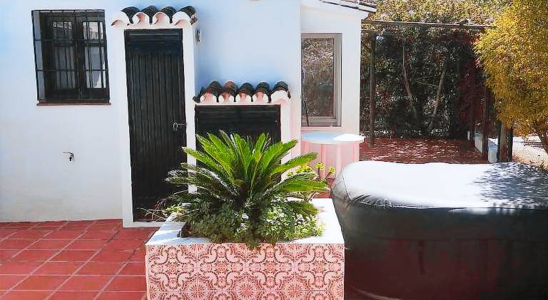 House with 3 rooms for 6 persons in Almunecar